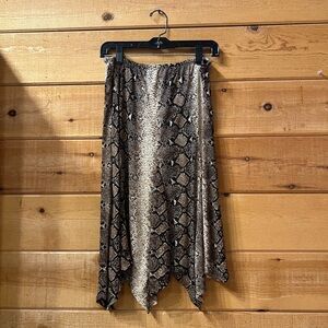 VERSAILLES snake skin skirt